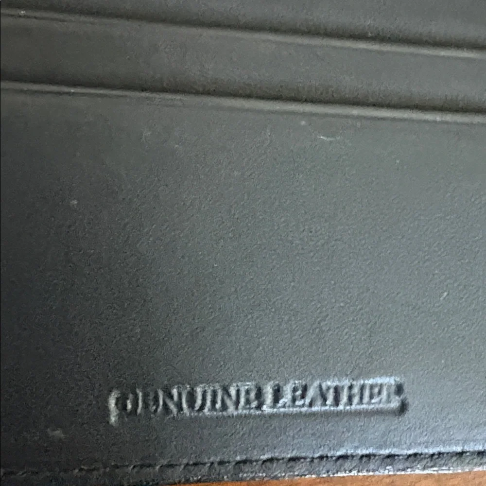 Woven Leather Bi-Fold Wallet in Black